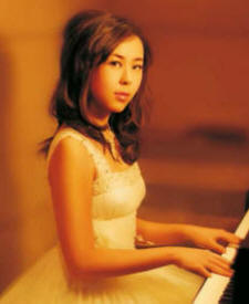 Shiran Wang at the piano